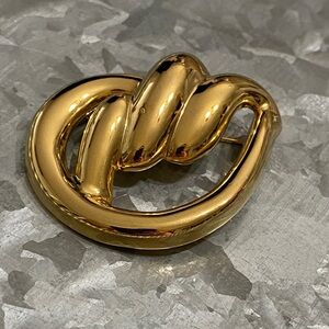 Premier Designs Shiny Gold Sculptural Knot Brooch & Pendant